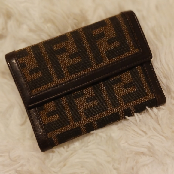 Fendi zucca wallet. - Picture 12 of 12